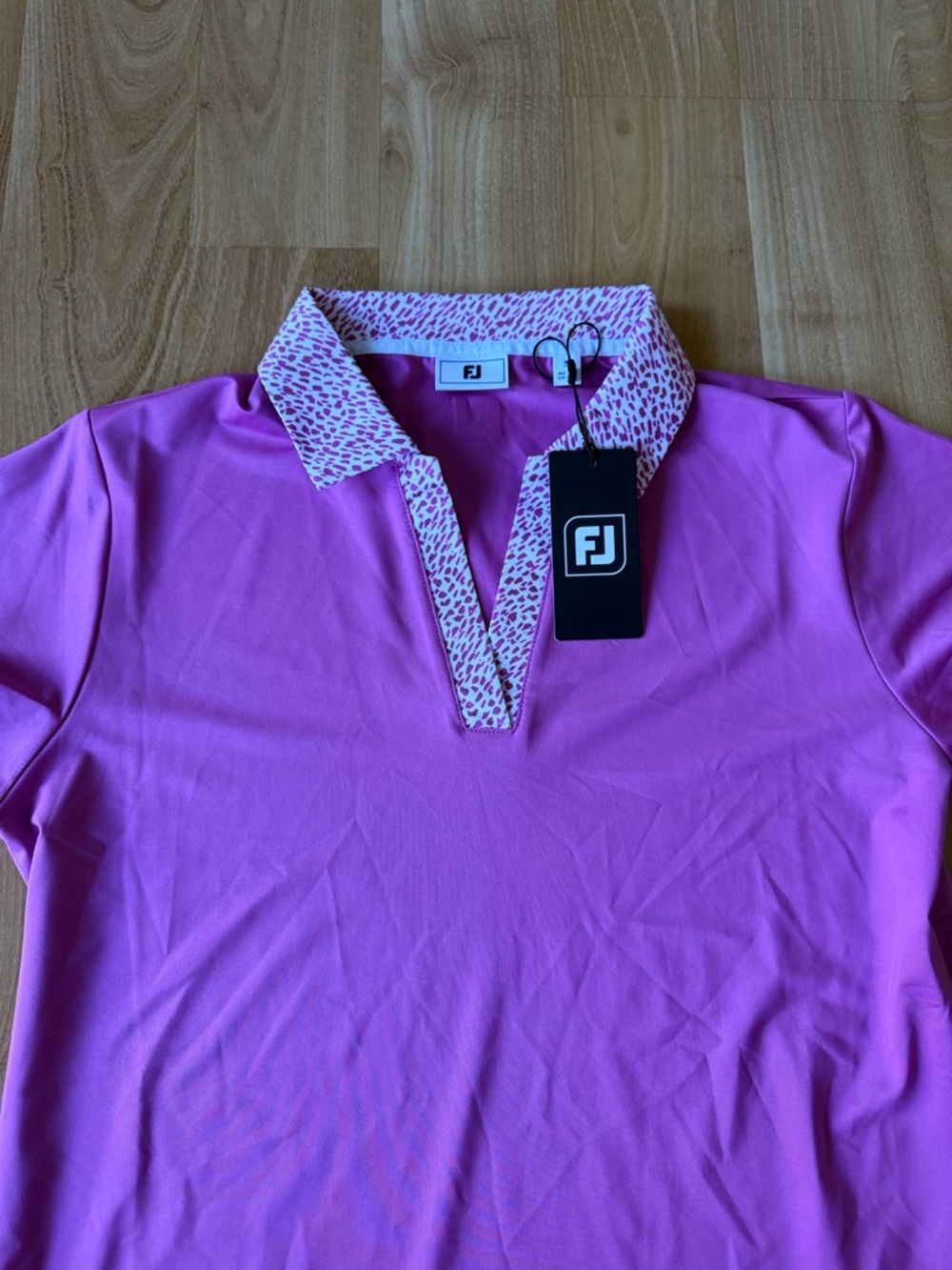 Footjoy NWT women’s cap sleeve berry purple women’s polo shirt size small - Picture 4 of 7